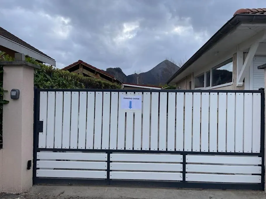 Grenoble Sud Varces Suite Privatisee Au Pied Des Montagnes 0*, Varces-Allieres-et-Risset Fransa